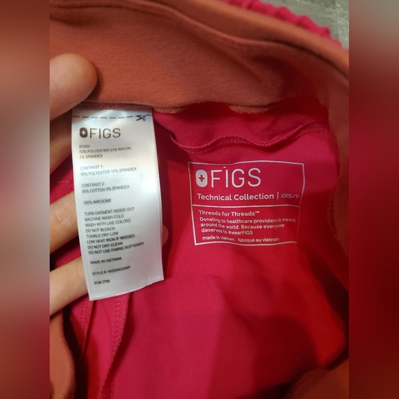 NWT/NWOT Figs Oran scrub set. Slim fit top. Joggers. Hot pink, orange. XXS. 26" - Picture 16 of 16